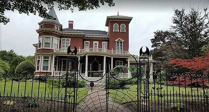 Домът на Стивън Кинг става музей