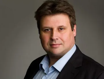 Ст.Иванов гневен заради расистките обиди към България