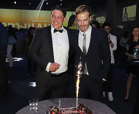 Десетки киномани аплодираха „Завръщане“