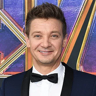 Джеръми Ренър заплашил да убие бившата си съпруга