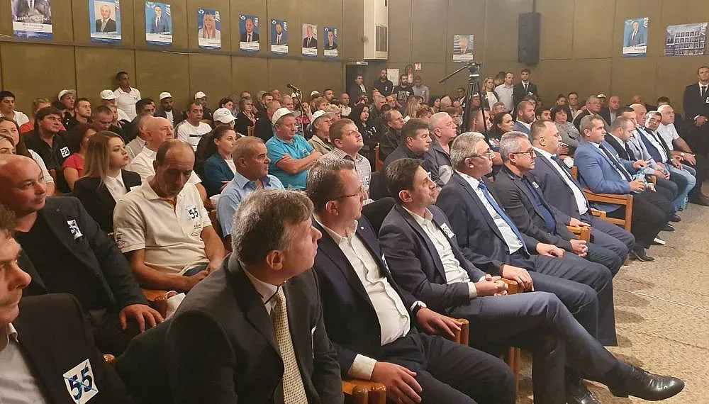 Карадайъ: Да дадем ясен и мощен знак към София, Брюксел и света!