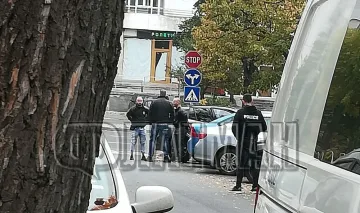 Закопчават заподозрени за рекет в Бургас