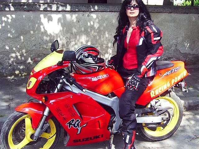 Рокери на поход срещу насилието