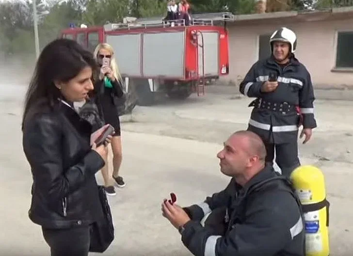 Как обича пожарникарското сърце