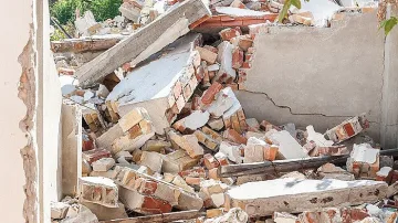 Срути се хотел в Ню Орлиънс