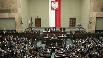 Днес в Полша е ден за размисъл