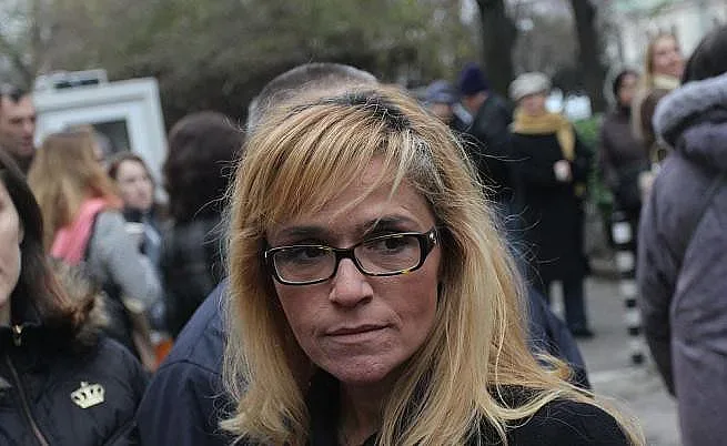 Иванчева осгава под "домашен арест"