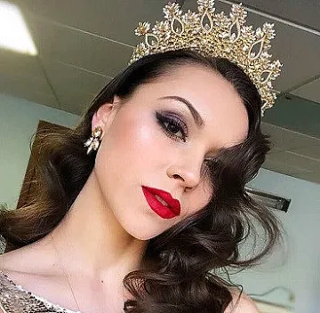 „Мис България 2018“ заминава за „Мис Планет“