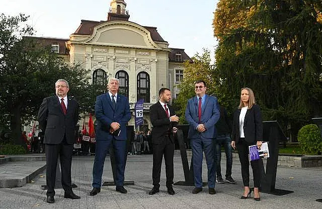 Битката за Пловдив: Десница, левица и кукувица