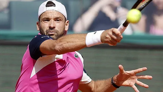 Голям срам за Гришо! Излагация за историята