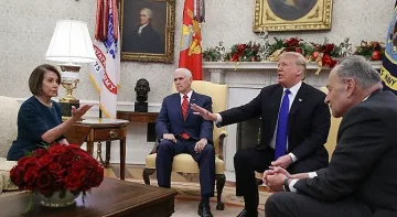 Тръмп обвини Пелоси в държавна измяна