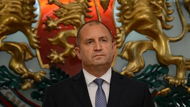 Румен Радев връчва Наградата „Джон Атанасов”