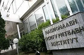 За 5 години два пъти повече пари за болнични