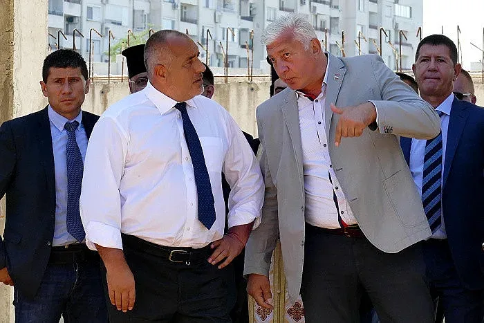 Гадателката на Берлускони посочи кмета на Пловдив