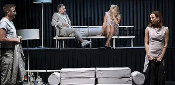 Шест фази на любовта „Зад канала“