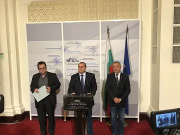 Спират дарения за магистрати