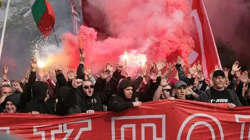 Феновете на ЦСКА-София: Времето на Петрович и Стоилов изтече