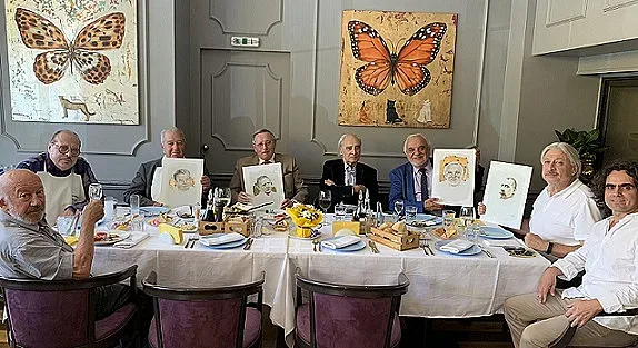 Дончо Дончев пак рисува академици