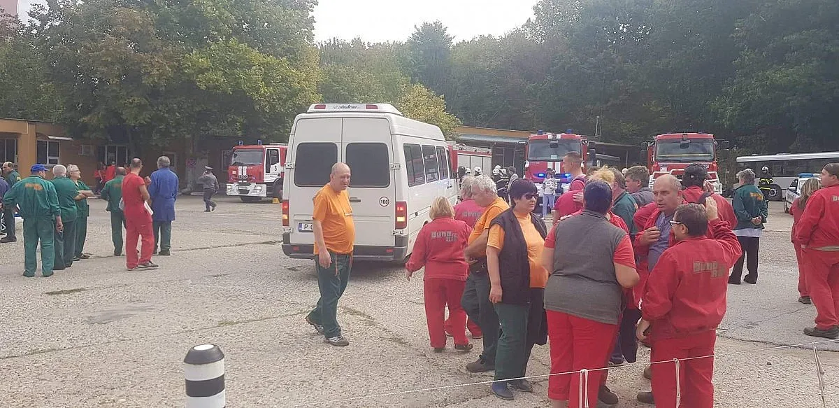 Пожарът в "Дунарит" е овладян