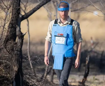 Принц Хари по стъпките на майка си, вижте!