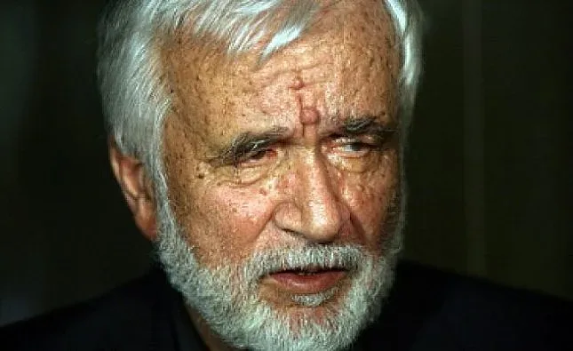 Отиде си Любомир Левчев