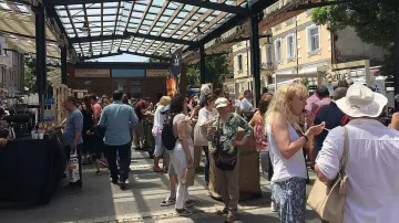 "Готвят" фермерски пазари на Женския в София