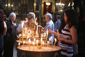 Почитаме паметта на преподобна Поликсения