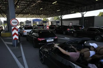 Продължава якото задръстване на "Капитан Андреево"