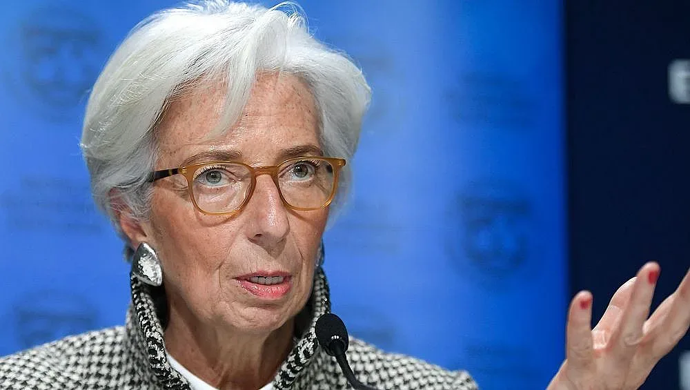 ЕЦБ вкарва 700 млрд. в спасяването на икономиките