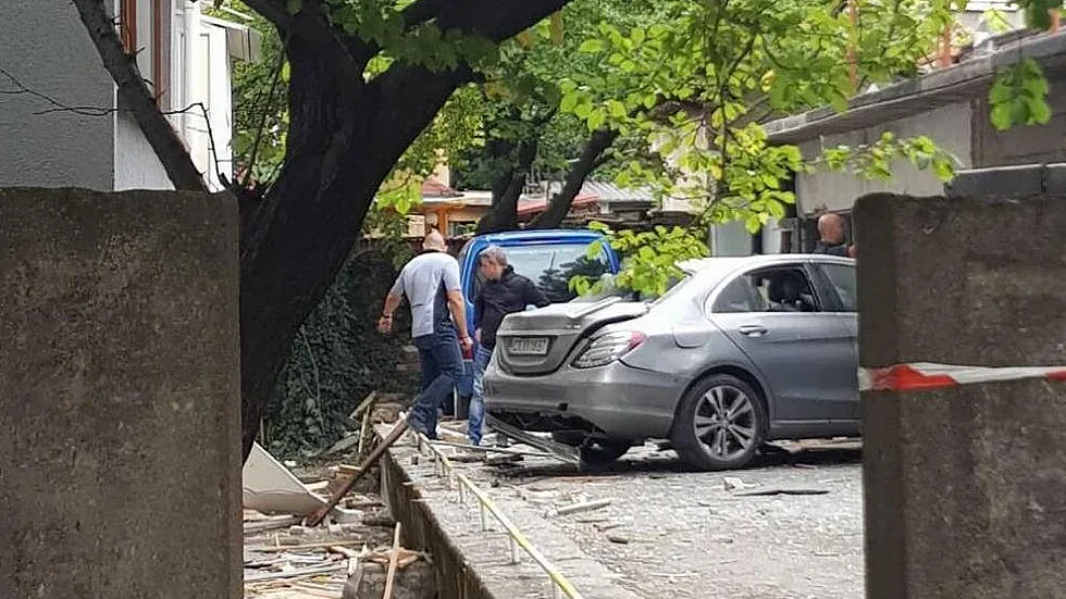 Взривиха кола на ЧСИ в Стара Загора