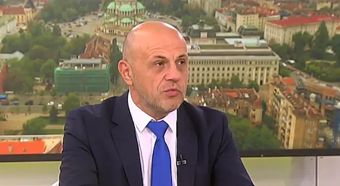 Дончев: Политическият срок на годност е доста къс