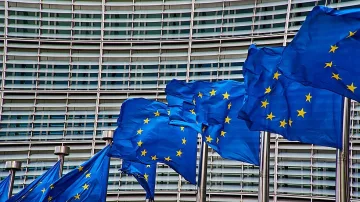 ЕП подкрепи ново отлагане на Brexit