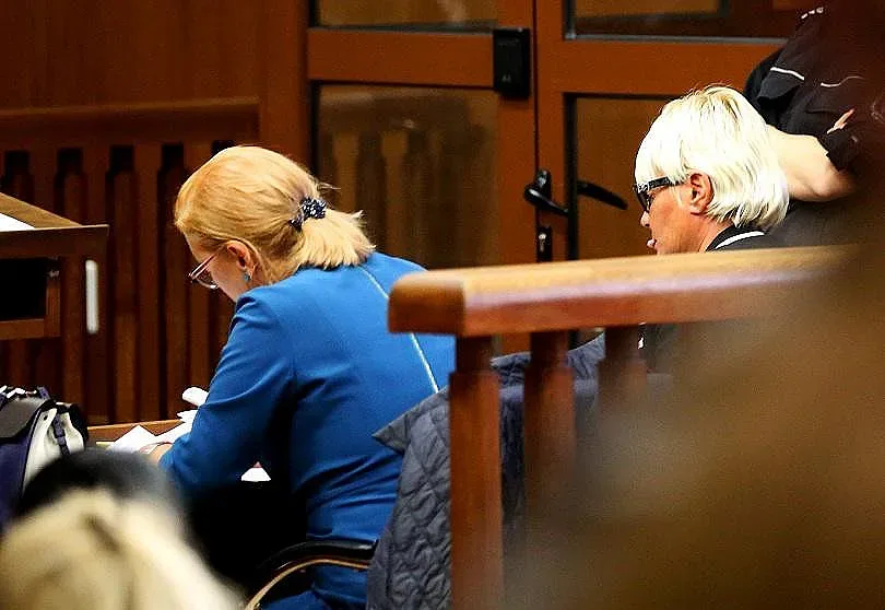 Пуснаха под домашен арест Маринела Арабаджиева