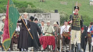 Възстановка и литийно шествие в Панагюрище за 149 години Априлско въстание