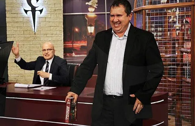 Ванката на Слави омете бившите му владения