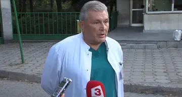 3 винта в раменната става на Караянчева