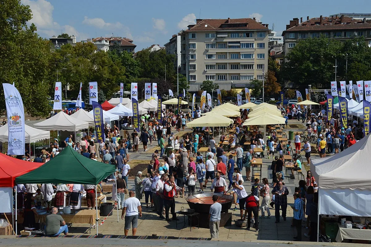 Многохиляден Фолк фест откри София ърбан зона спорт 2019