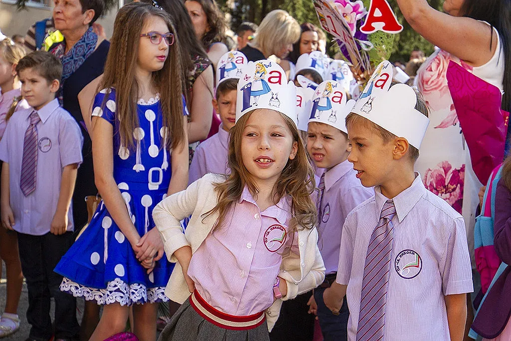 Старозагорските първолаци с подарък и послание от кмета