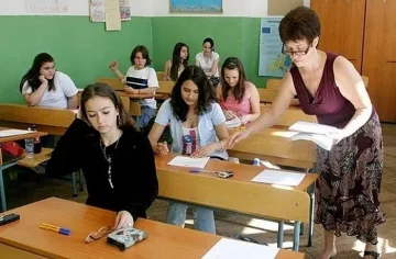 Десетокласниците ще се потят над 23 задачи