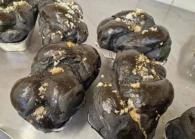 Странни козунаци стават пълен хит по Великден!