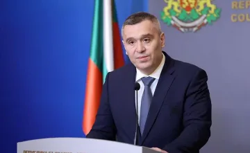 Земеделският министър с гореща новина за фермерите с измръзнали овошки