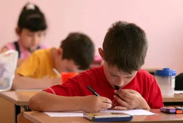 3000 деца на гурбетчии в родните ни школа