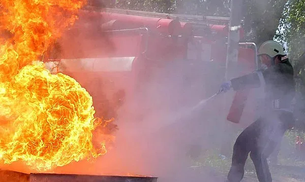 Голям пожар бушува в Стара Загора