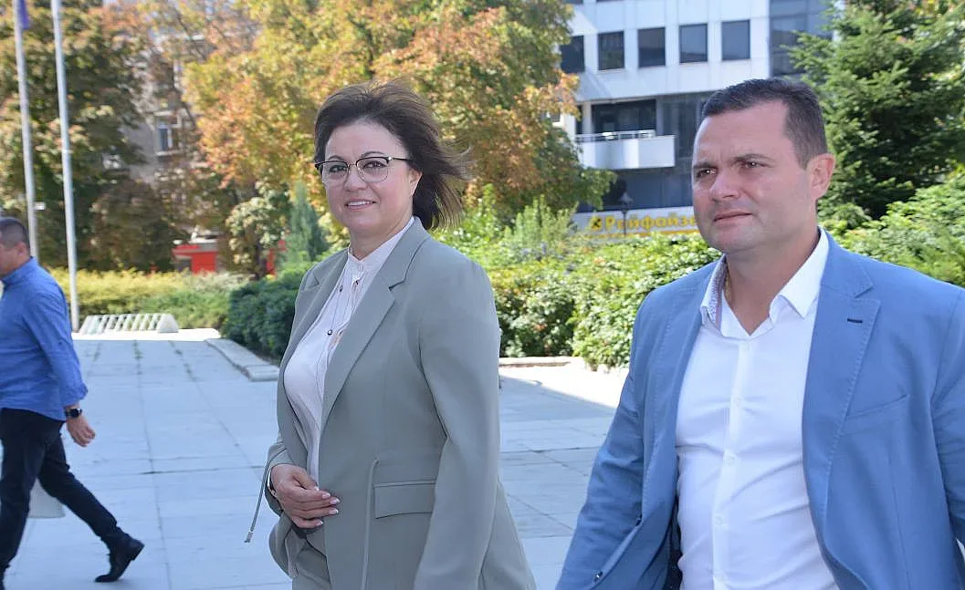 Нинова даде рамо на кандидат-кмета на БСП за Русе