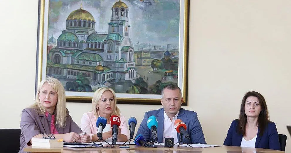 Ало измамниците обрали над 450 души за 7 месеца