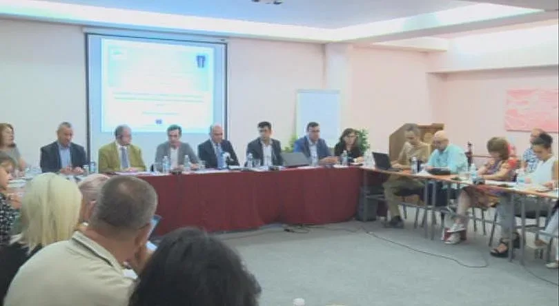 Петков: Безработицата намалява