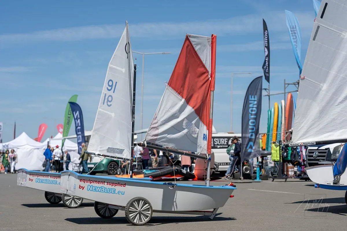 Водна база с атракции ще е част от къмпинг фестивала в Бургас