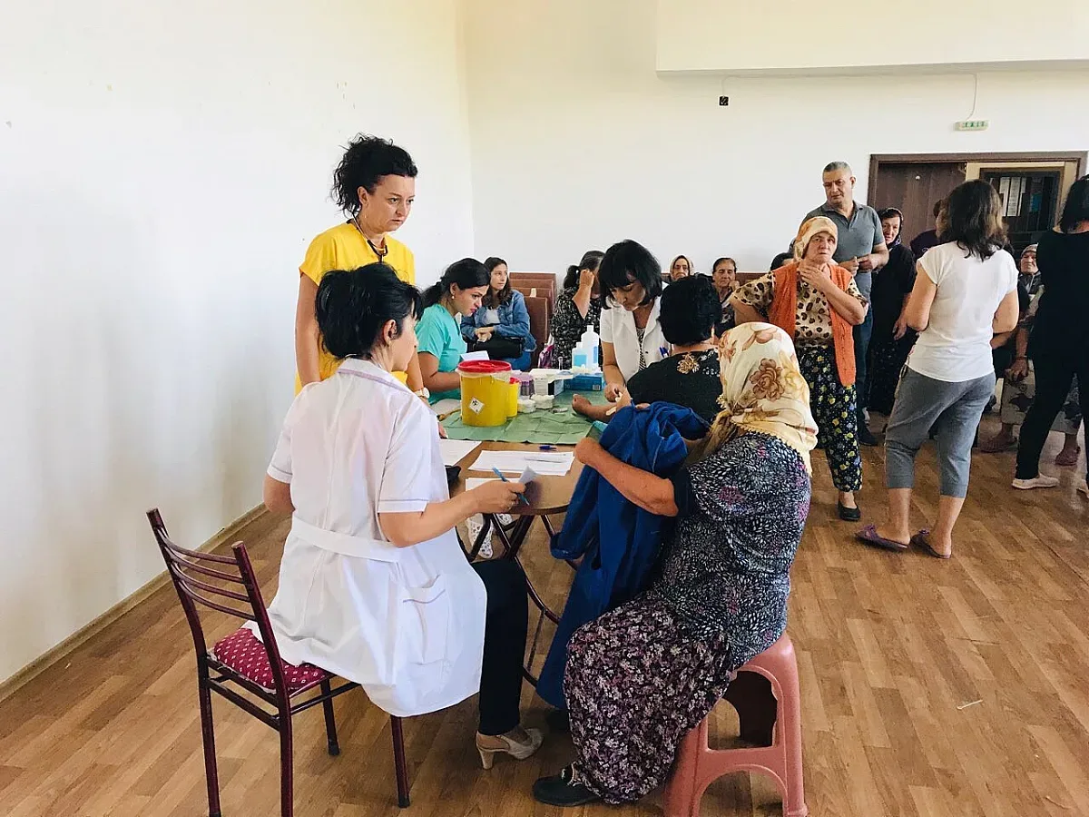 Изследваха безплатно 222-ма в момчилградски села