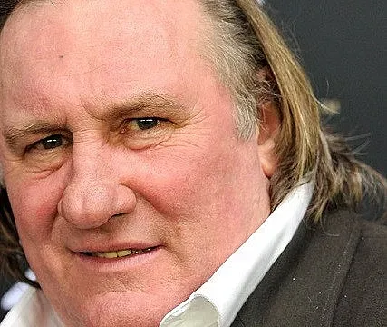 Депардийо стъжни живота на легендарен дизайнер