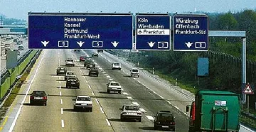 8-годишно германче лети със 180 км/ч на магистрала